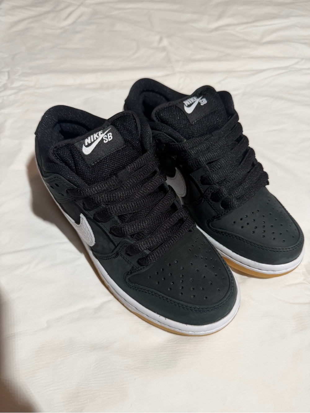 Nike SB Dunk Low Pro Black/White-black Men’s 4 Women’s 5.5 brand new